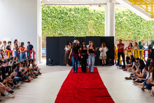 DESFILE DO 9º ANO